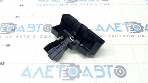 Capacul terminalului pozitiv al bateriei 12v Mazda CX-5 17-25 2.5