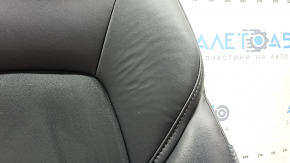 Водительское сидение Mazda CX-5 19-23 с airbag, электрическое, кожа черная комбинированная с алькантарой, серая строчка, подогрев, под чистку, примято, царапины на накладке