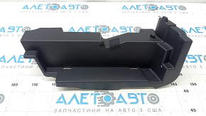 Кронштейн багажника правый Mazda CX-5 22-25 черный, царапины