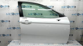 Дверь в сборе передняя правая Toyota Camry v70 18-24 keyless, белый 040
