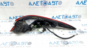 Фонарь внешний крыло левый Toyota Camry v70 18-20 галоген, светлый, царапины, под полировку