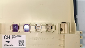 Блок предохранителей салонный Toyota Camry v70 18-19