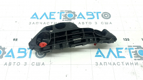Suportul barei de protecție față dreapta pentru un Toyota Camry v70 18-24 este defect.