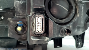 Ansamblu far dreapta față pentru Lincoln MKZ 2017-2019, nivel 7, LED, tip 2, ciobit, necesită lustruire, zgârieturi