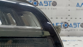 Ansamblu far dreapta față pentru Lincoln MKZ 2017-2019, nivel 7, LED, tip 2, ciobit, necesită lustruire, zgârieturi