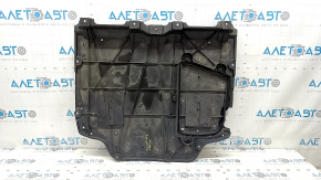 Apărătoarea motorului Lexus UX 19-26 este ruptă, lipsește un fragment