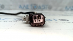 Cablaj pentru motorul ventilatorului de răcire din dreapta pentru un Lexus UX250h UX300h (19-26)
