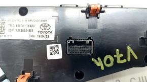 Toyota Camry v70 18-24 hibrid climatizare automată, zgârieturi