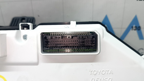 Grup de instrumente pentru Toyota Camry v70 18-19 LE/SE hibrid, 77k