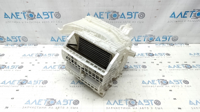 Carcasă de ventilație Lexus UX250h 19-26 fără ventilator și actuator