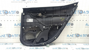 Capacul usii spate stânga Toyota Camry v70 18- negru închis cu inserție din plastic negru închis, cotiera din cauciuc