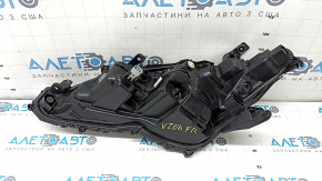 Фара передняя правая Toyota Camry v70 18-20 галоген + LED