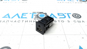 USB Hub, AUX Toyota Camry v70 18-20