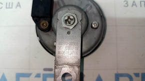 Semnalul scăzut Toyota Rav4 19- cu suport