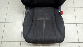 Пассажирское сиденье Honda Accord 23-26 без airbag, механическое, черная ткань с белой строчкрй, без подголовника, под химчистку