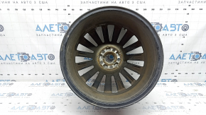 R18x8J Lincoln MKZ 17-20 zgârietură ușoară la bordură, coroziune