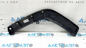 Накладка арки крыла задняя правая Toyota Rav4 19-25 черный глянец, на кузове, царапины