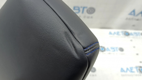 Подголовник передний правый Toyota Rav4 19-24 кожа черная, синяя строчка, примят