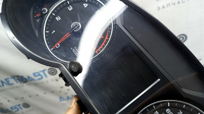Щиток приборов Audi Q5 8R 13-17 106к, царапины