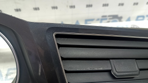 Накладка торпеды центральная VW Tiguan 18-22 графит, с воздуховодами, царапины, сломана направляйка