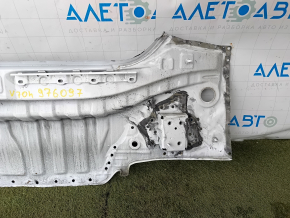 Задняя панель Toyota Camry v70 18-24 отпилена, белая
