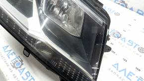 Фара передняя правая VW Tiguan 18-21 галоген, ДХО LED, под полировку, сколы