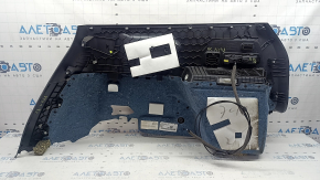 Обшивка арки правая VW Tiguan 18-19 черная под 3 ряда, с подстаканником, царапины