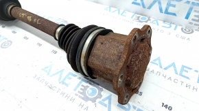 Привод полуось передняя левая Audi Q5 8R 13-17 2.0T, 3.0 tfsi, hybrid, ржавая, люфт наружной гранаты