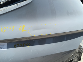 Aripă spate stânga VW Tiguan 18-24 lungă pe caroserie, albă, lovituri