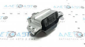 Подушка двигателя левая Audi Q3 15-18