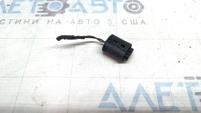 Фишка датчика уровня жидкости бачка омывателя BMW X2 F39 18-23