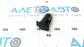 Прикуриватель центральной консоли Lexus ES 19-26 в подлокотнике, с крышкой