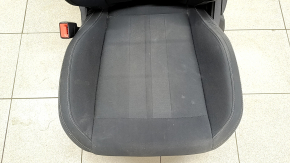 Водительское сиденье Ford Mustang mk6 18-23 без AIRBAG, механическое, купе, черное, ткань, под химчистку, потерто
