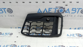 Нижняя решетка переднего бампера левая BMW X1 F48 16-19 под парктроник, M-Sport, царапины, сколы