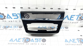 Накладка передней панели BMW X1 F48 16-22 черный глянец, царапина