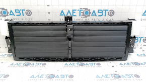 Jaluzele deflectoare de radiator Audi Q7 16-26 fără motor