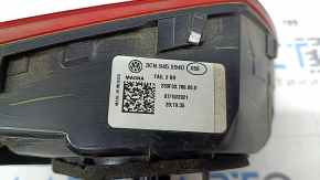 Фонарь внутренний крышка багажника правый VW Atlas 21-23 LED