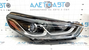 Фара передняя правая голая Hyundai Sonata 18-19 галоген с креплением, желтая вставка
