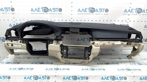 Торпедо передняя панель с AIRBAG BMW 5 F10 11-16 кожа Nappa черно-бежевая oyster, под проекцию, под чистку