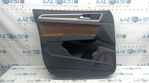Обшивка двери карточка передняя левая VW Atlas 21-23 черная, коричневая кожа с белой строчкой, молдинг серый с вставкой под дерево, подлокотник кожа коричневая, с пищалкой, с ручкой хром, с накладками, царапины