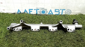 Топливная рейка BMW X1 F48 16-19 B46 с датчиком