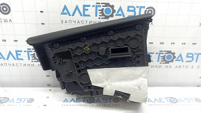 Перчаточный ящик, бардачок в сборе BMW 3 F30 12-18 черный, хром на ручке, трещина в креплении