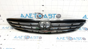 Решетка радиатора grill Toyota Camry v30 2.4