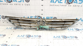 Решетка радиатора grill Toyota Camry v30 2.4