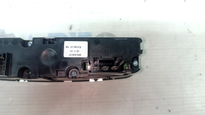 Управление климат-контролем заднего ряда Audi Q7 16-23 под подогрев, царапина