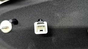 Lampa interioară a ușii portbagajului, stânga, Honda CRV 23-26, este uzată