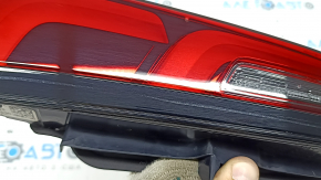 Lampa interioară a ușii portbagajului, dreapta, Honda CRV 23-26, este uzată