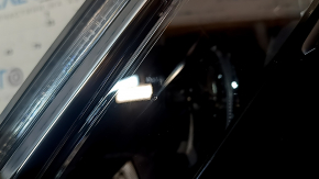 Ansamblu far stânga față Honda CRV 23-26 LED cu bandă cromată, suport rupt, abraziuni, zgârieturi