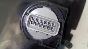 Ansamblu far stânga față Honda CRV 23-26 LED cu bandă cromată, suport rupt, abraziuni, zgârieturi