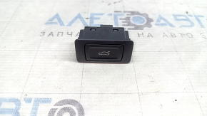 Кнопка закрытия двери багажника Audi Q7 16-26